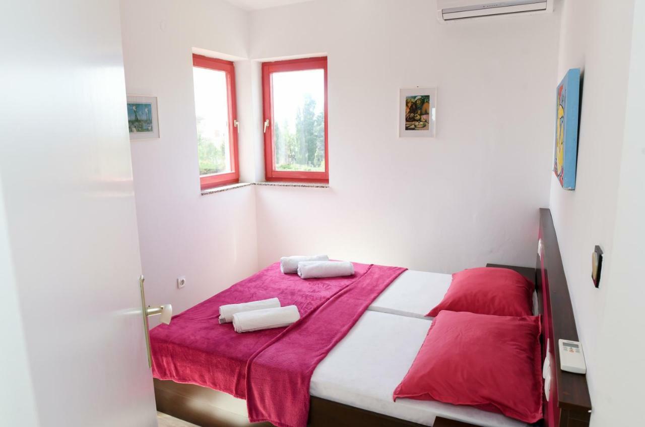 Apartments Dvori נובליה מראה חיצוני תמונה