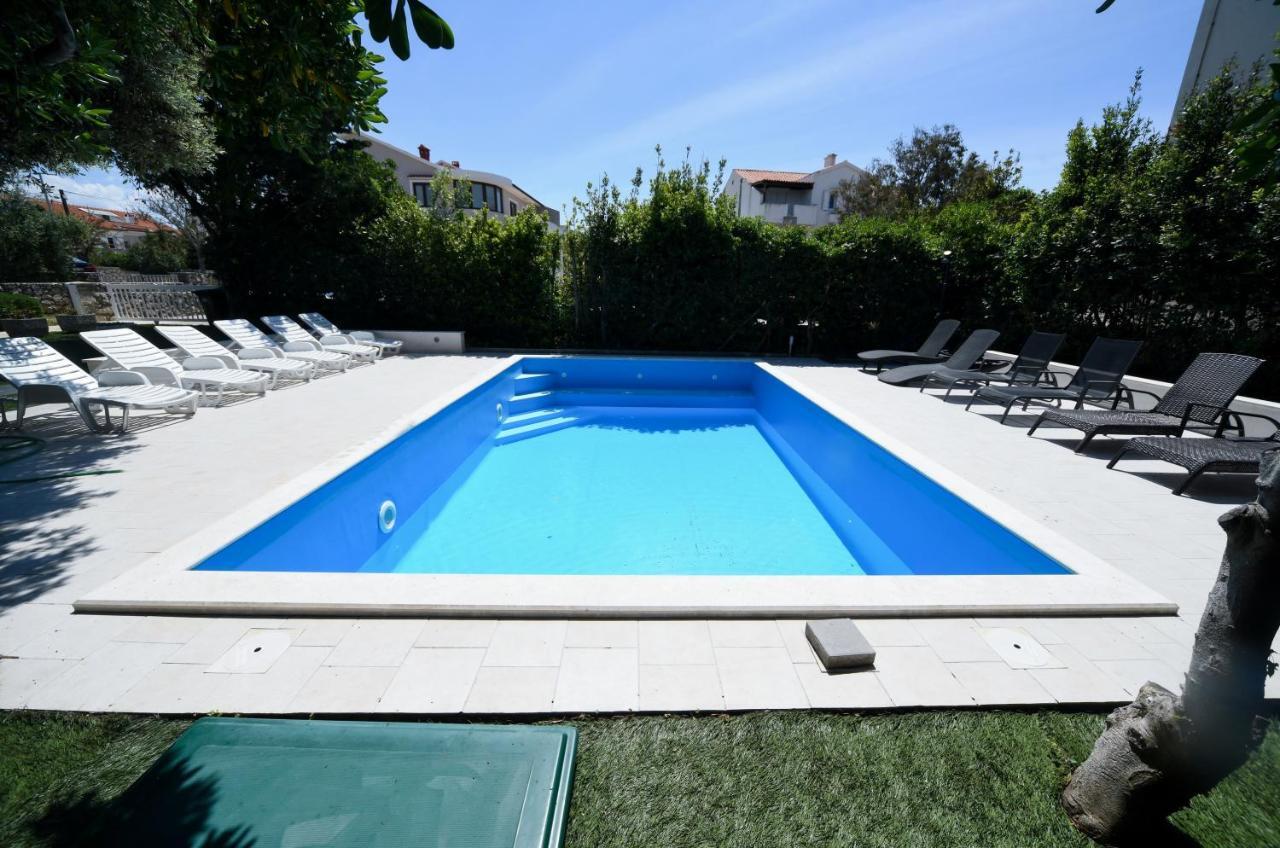 Apartments Dvori נובליה מראה חיצוני תמונה